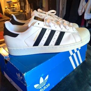 ADIDAS sneakers